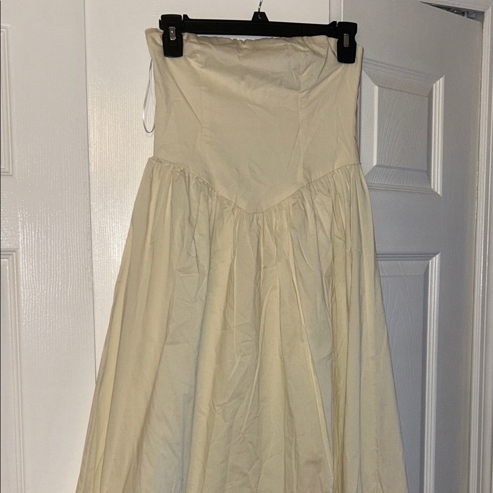 WeWoreWhat Cream Strapless Dress